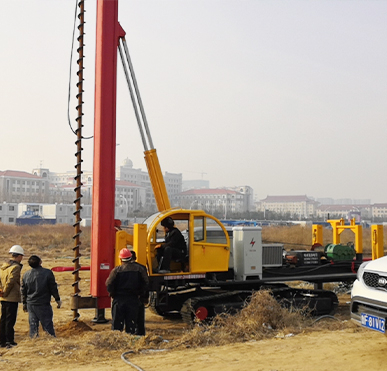 Crawler-mounted Auger Drilling Rig Worksite